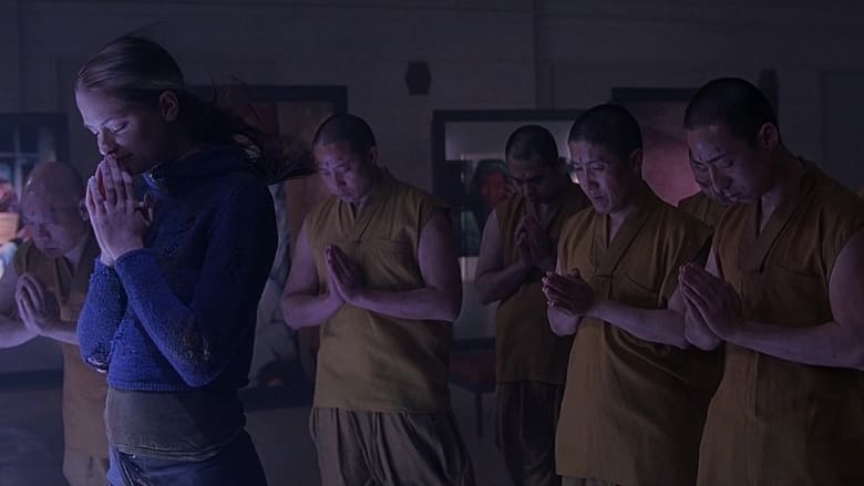 кадр из фильма Пуленепробиваемый монах