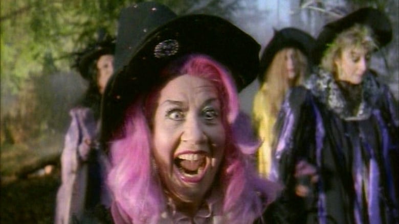 кадр из фильма The Worst Witch
