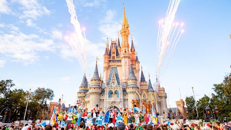 кадр из фильма Disney Channel Holiday Party @ Walt Disney World