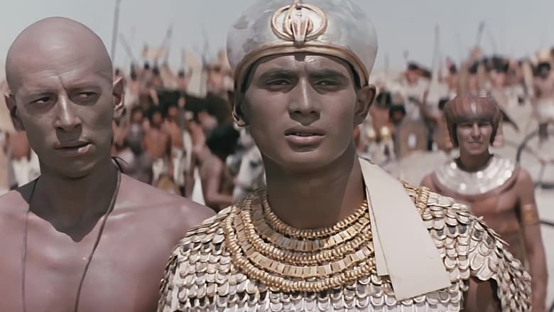 кадр из фильма Фараон