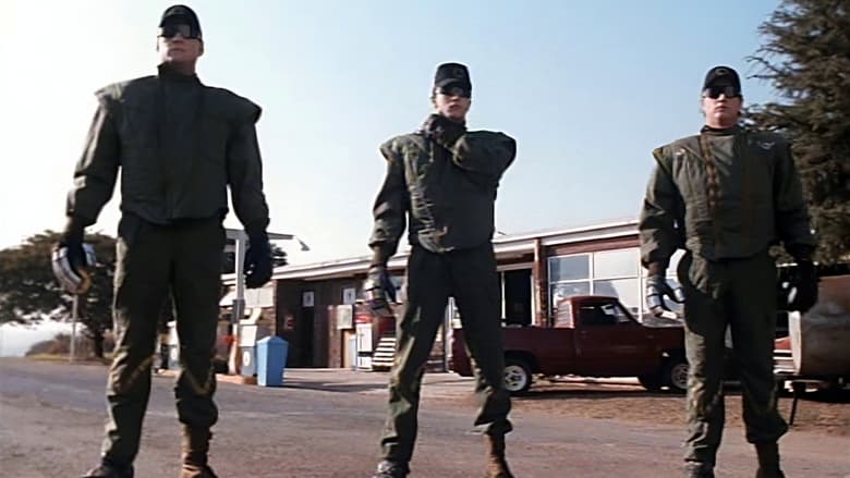 кадр из фильма Киборг-полицейский 2