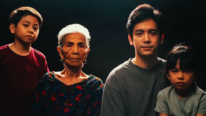 кадр из фильма Ang Mga Kaibigan ni Mama Susan