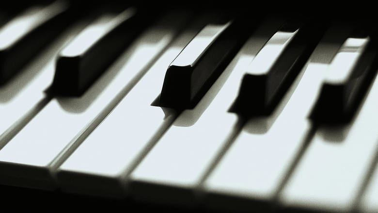 кадр из фильма Пианист