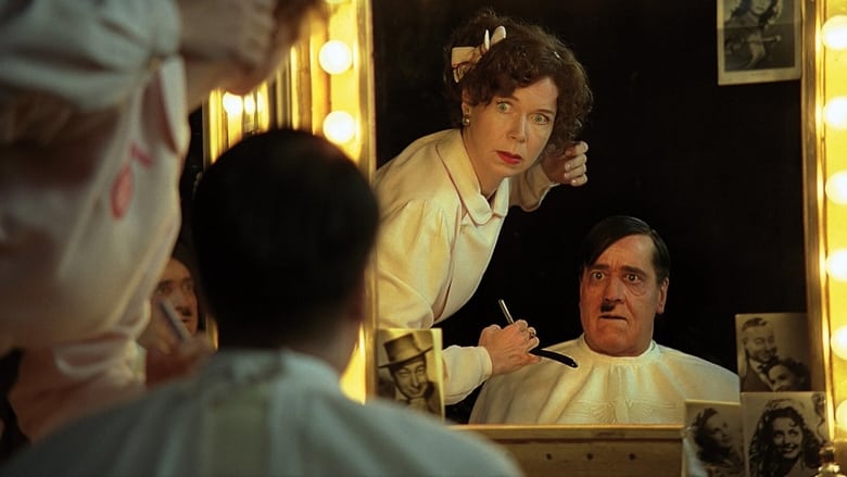 кадр из фильма Адольф Гитлер: Настоящая, наиправдивейшая правда о диктаторе