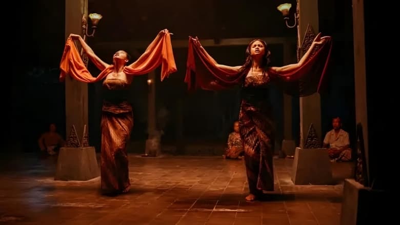 кадр из фильма KKN. Дух деревни танцев