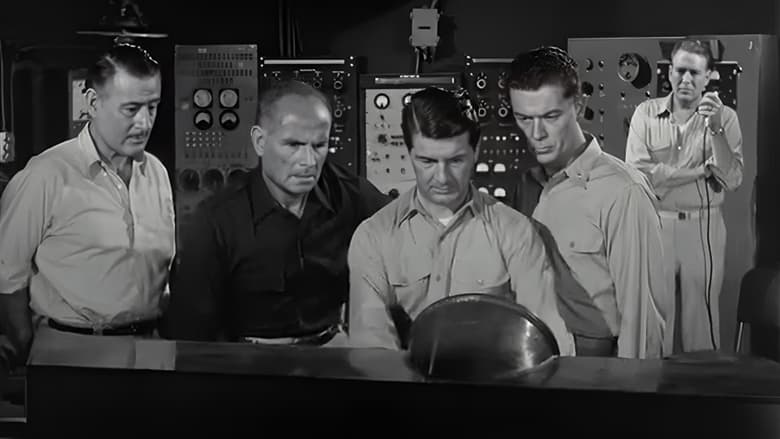 кадр из фильма The Atomic Submarine
