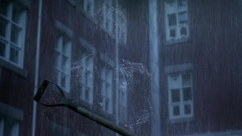 кадр из фильма Невидимка 2