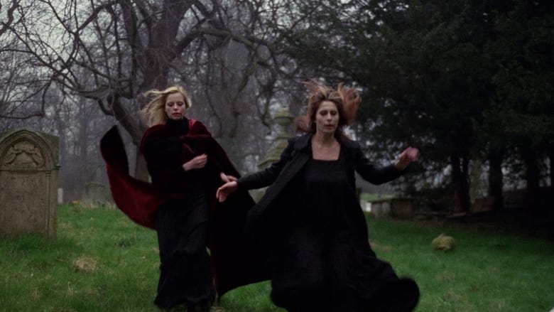 кадр из фильма Вампиры