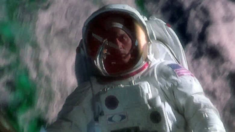 кадр из фильма Жена астронавта
