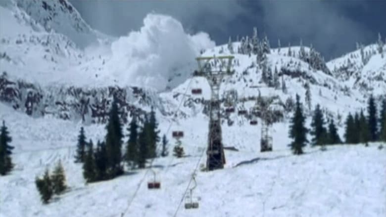 кадр из фильма Долина лавин