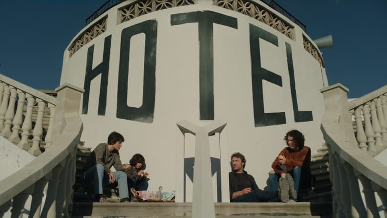 кадр из фильма Hôtel Silence