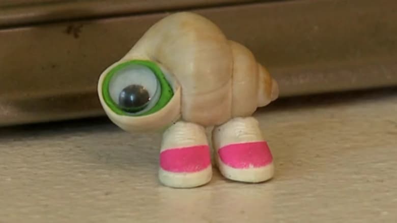 кадр из фильма Marcel the Shell with Shoes On, Three