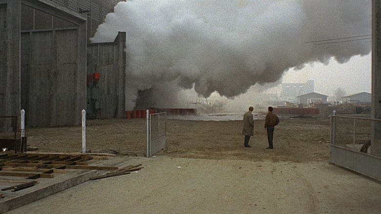 кадр из фильма Красная пустыня