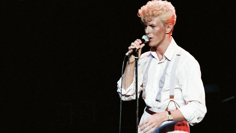 кадр из фильма David Bowie:  Serious Moonlight