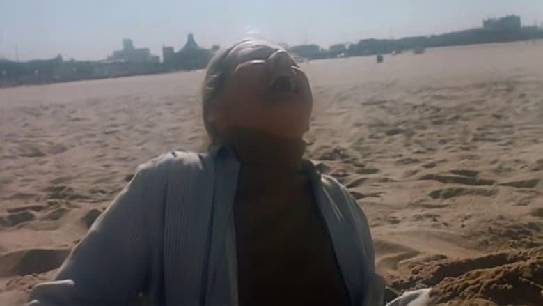 кадр из фильма Кровавый пляж