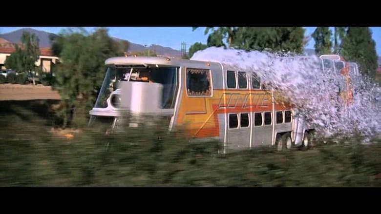 кадр из фильма Большой автобус