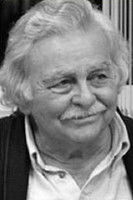 Искандер Хамраев