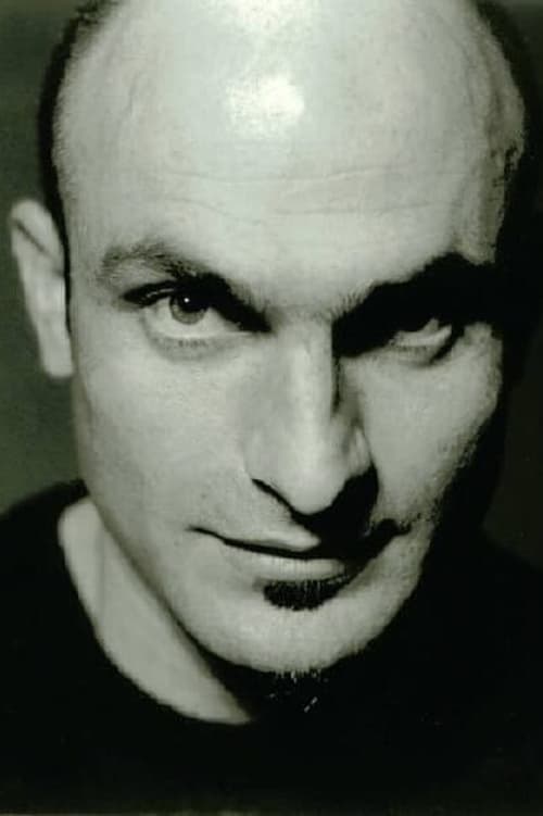 Роберт Тэннион