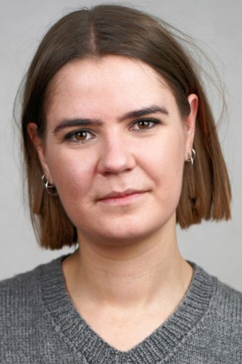 Цецилие Бау