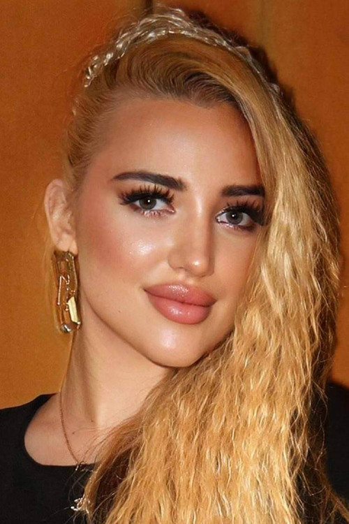 Мониqуе Бартник