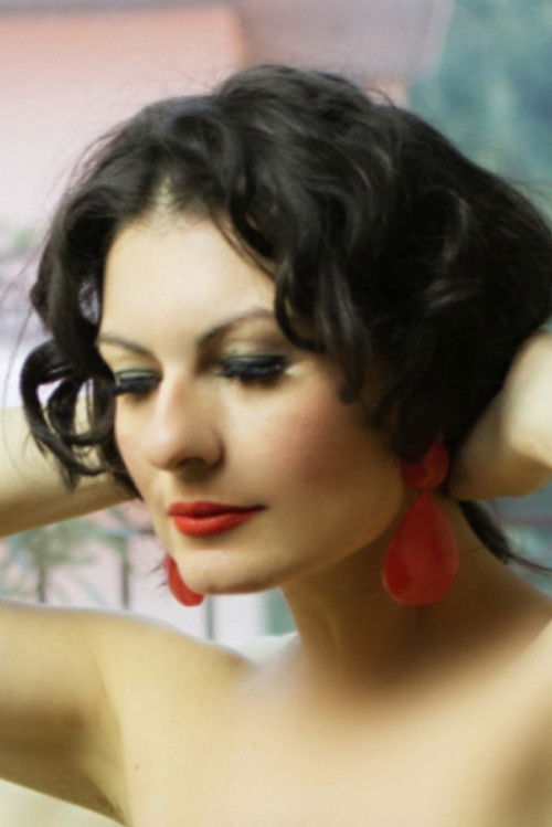 Елли Дадира