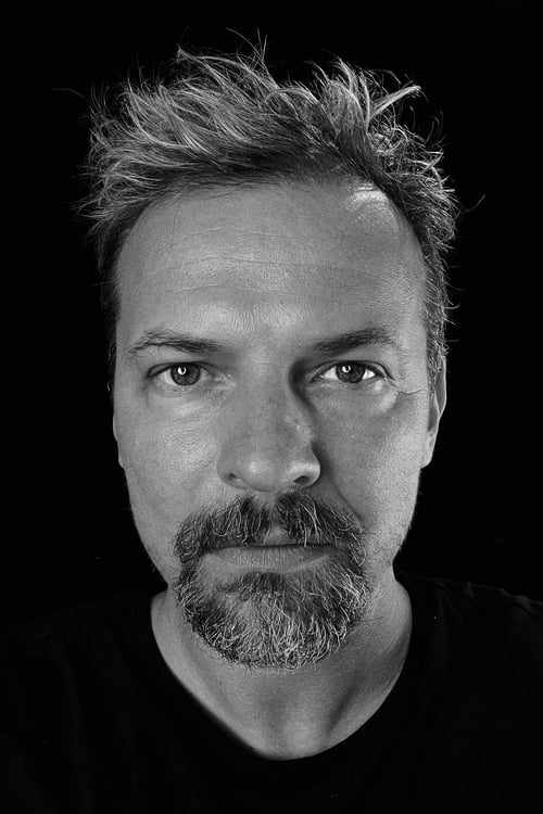 Крисзтиáн Памуки