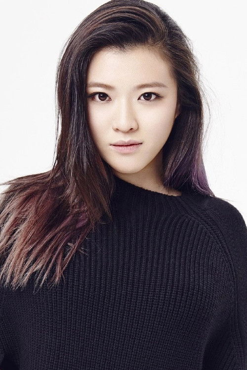 Ницола Тсанг