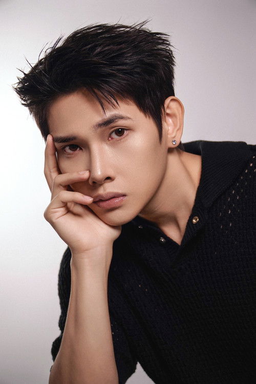 Лй́ Ха̣о Ма̣нх Qуй̀нх