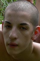 Матхис Jонес