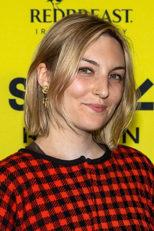 Цорринне Jамес