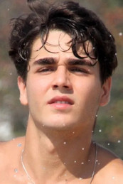 Xанде Валоис