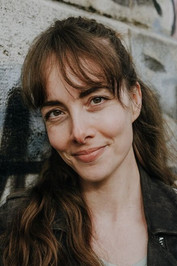 Jулиа Лорüнсер