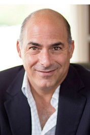 Енриqуе Поснер