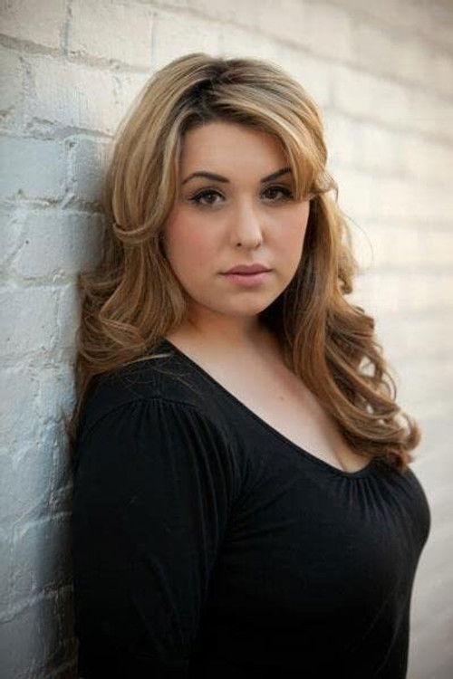 Катие Аqуино