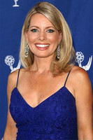 Деббие Jамес