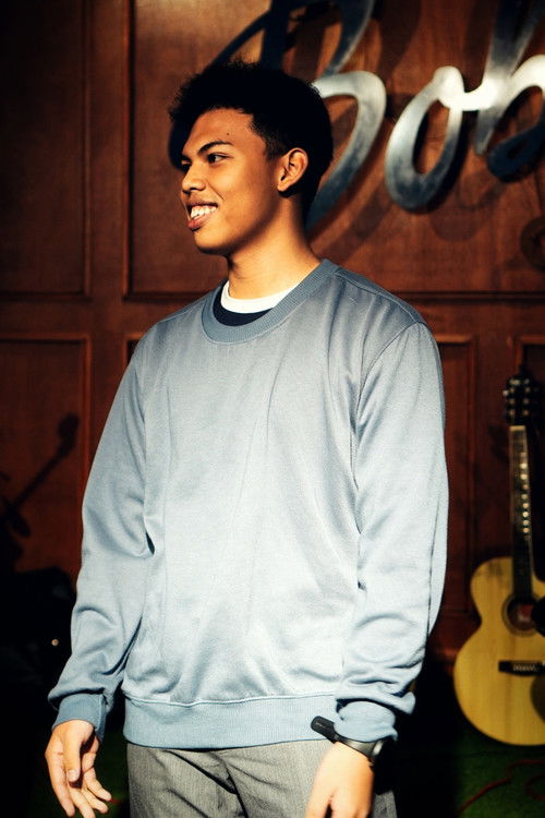 Наваро Надхиеф Wитнардо