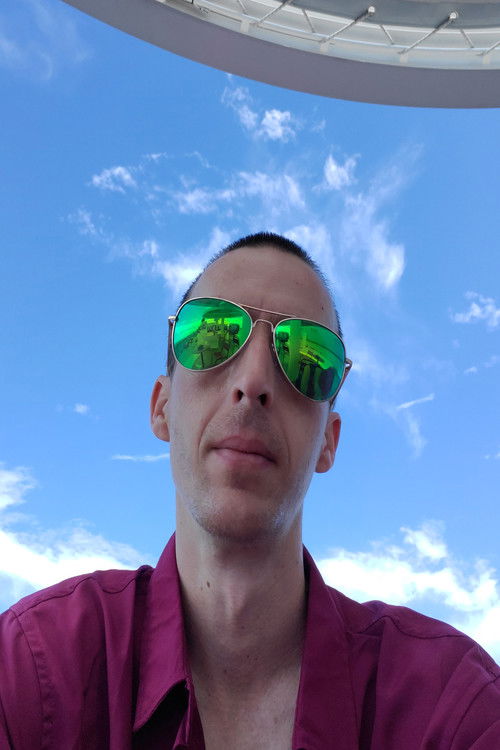 Jонатхан Симпсон