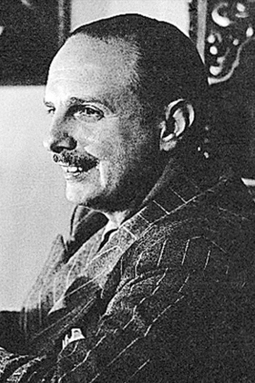 Енриqуе Херрера