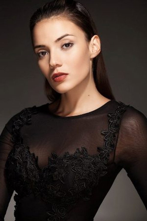 Jеннифер Аренас