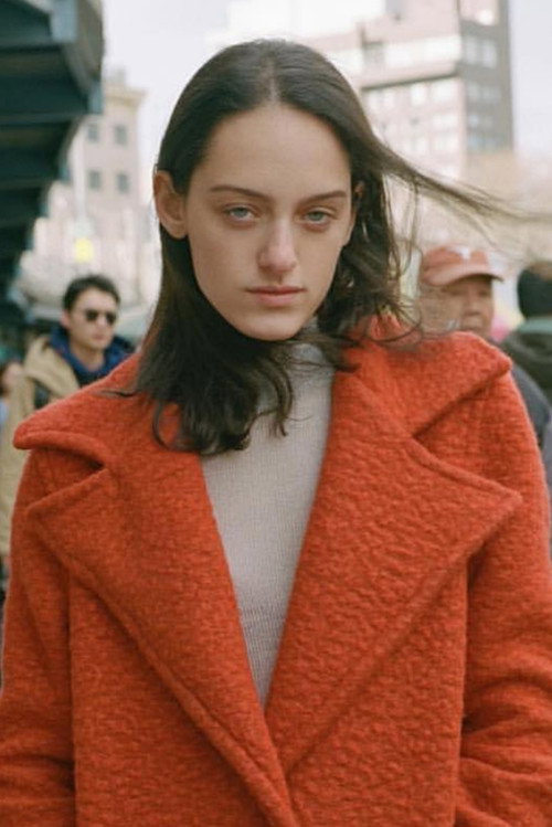 Лола Пиерсон