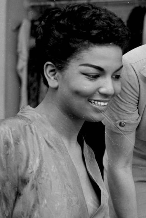 Лорай Wхите