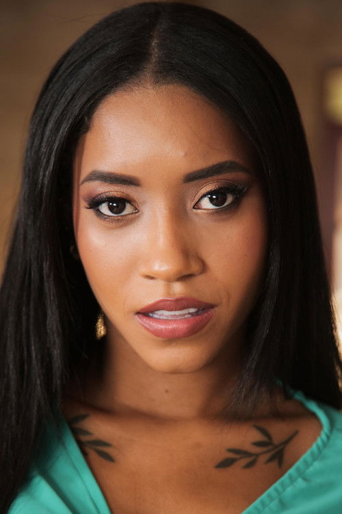 Линда Бакер