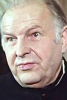 Йвон Саррай