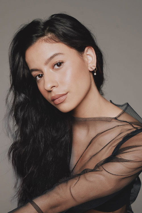 Изабелла Алварез