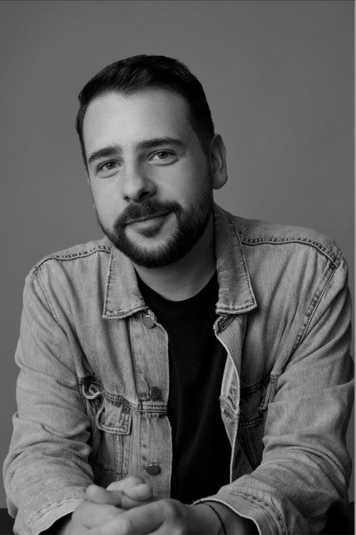 Рицардо Авилéс