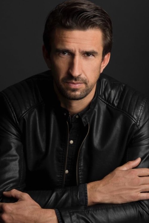 Даниел Адамс