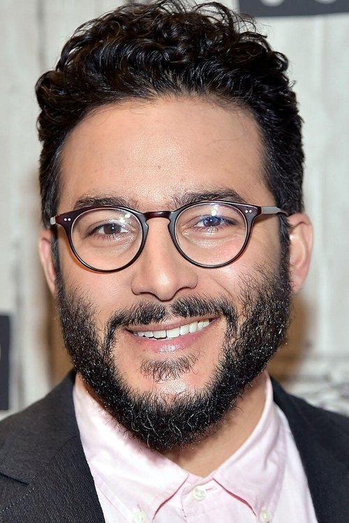  Эннис Эсмер