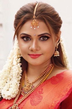 Цйнтхиа Лоурде