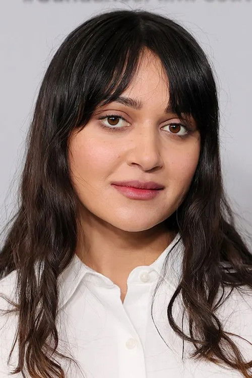 Ариэла Барер