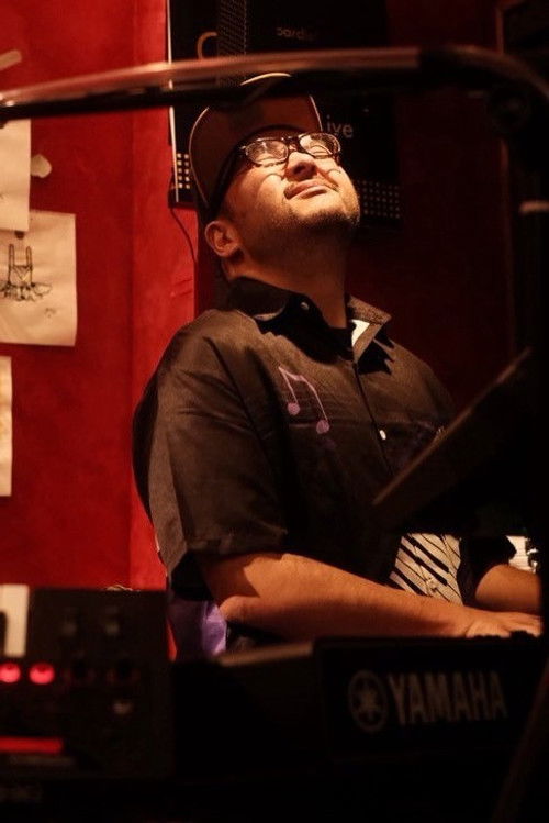 Гакусхи Фуjикаwа